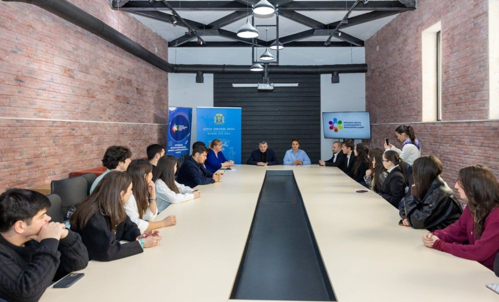 ქუთაისის მერის ახალგაზრდული მრჩეველთა საჭოს ახალი მოწვევის პირველ სხდომა გაიმართა