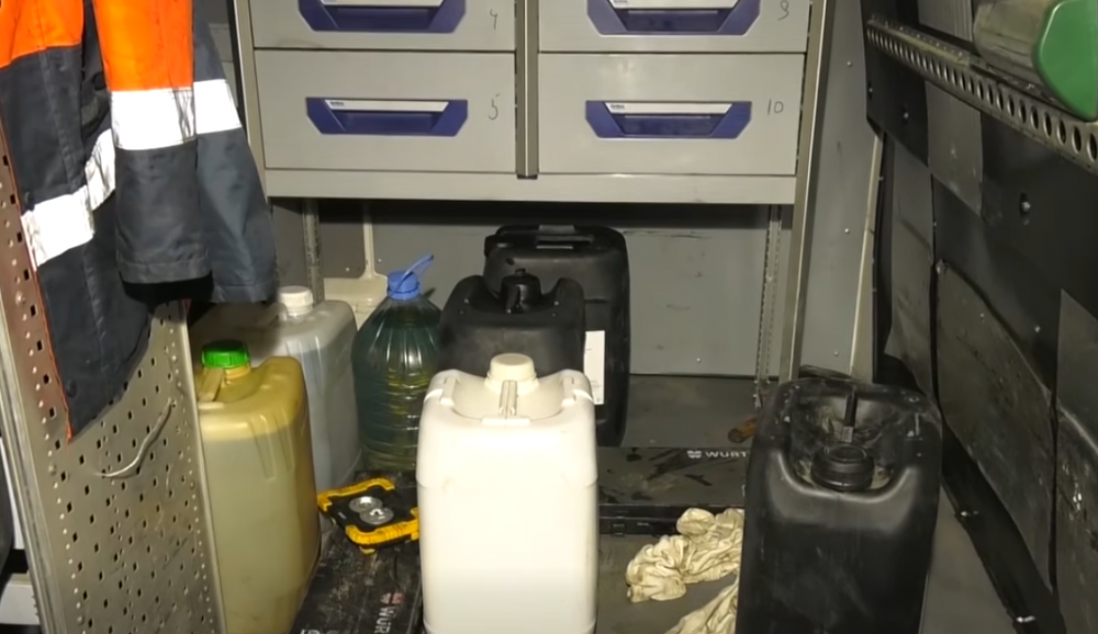 ქუთაისის საერთაშორისო აეროპორტში საწვავის ქურდობის ფაქტზე ორი პირი დააკავეს