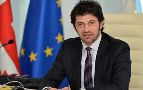 რა ქონებას ფლობს კახა კალაძე?