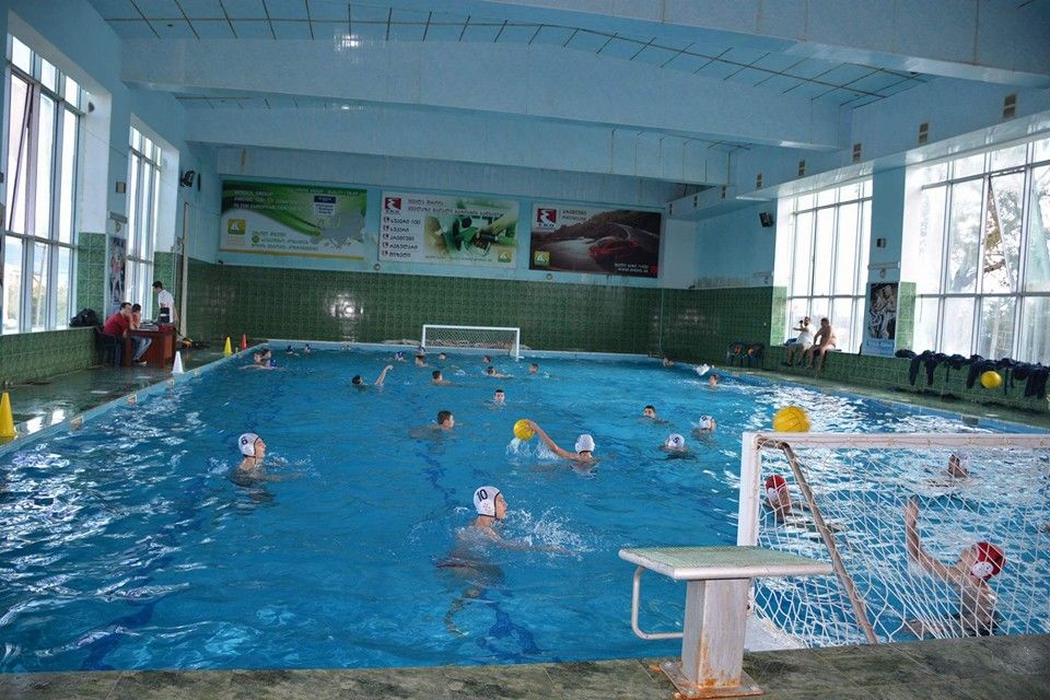 წყალბურთში ქუთაისის გარდამავალი თასის  გათამაშება მიმდინარეობს