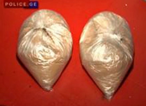 დიდი ოდენობით „ჰეროინი“ თურქეთიდან საქართველოში სხეულით შემოიტანეს