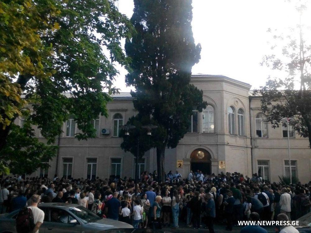 საქართველოს სკოლებში სწავლა დაიწყო
