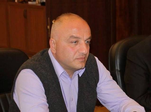 იმერეთის ვიცე-გუბერნატორი “ფეისბუკ” სტატუსთან დაკავშირებით განმარტებას აკეთებს