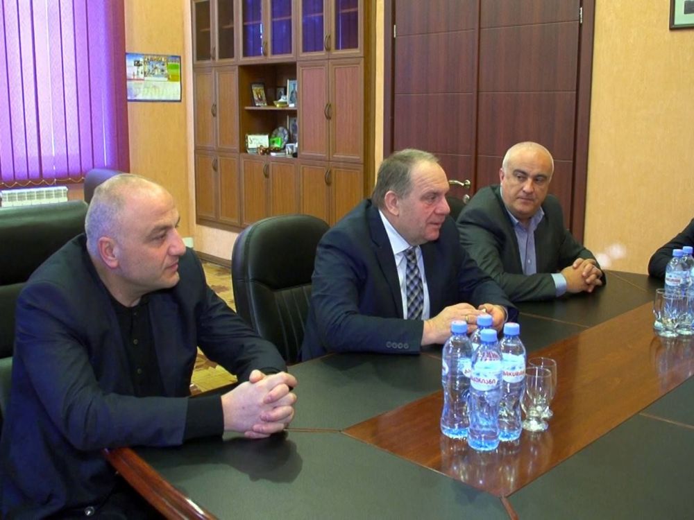იმერეთის სამხარეო ადმინისტრაციაში სლოვაკეთს დელეგაცია მიიღეს