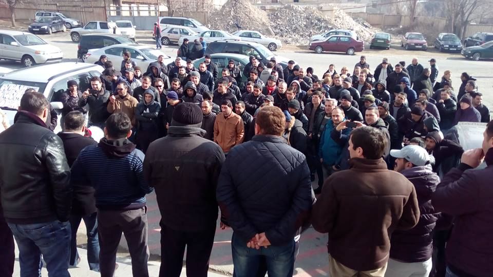 “მონასაც კი არ ამუშავებენ ასე, ეს არის ქვეყანა?”