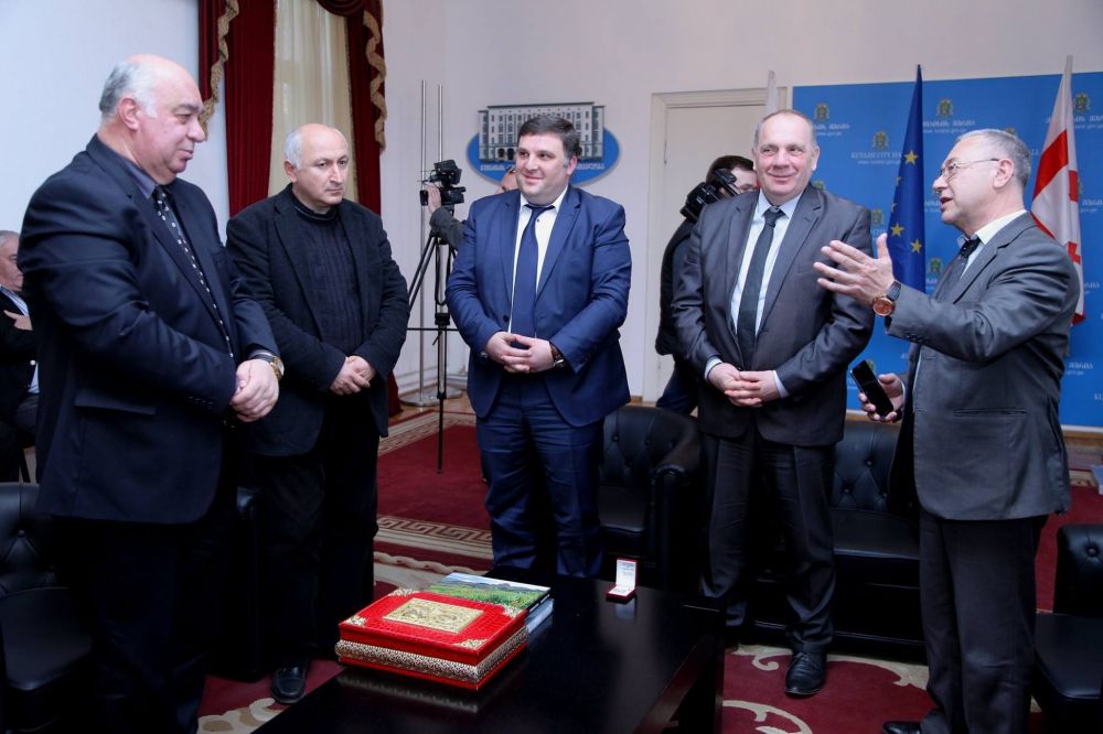 თემურ ლანჩავას   “ხელოვნების ქურუმის” წოდება მიენიჭა
