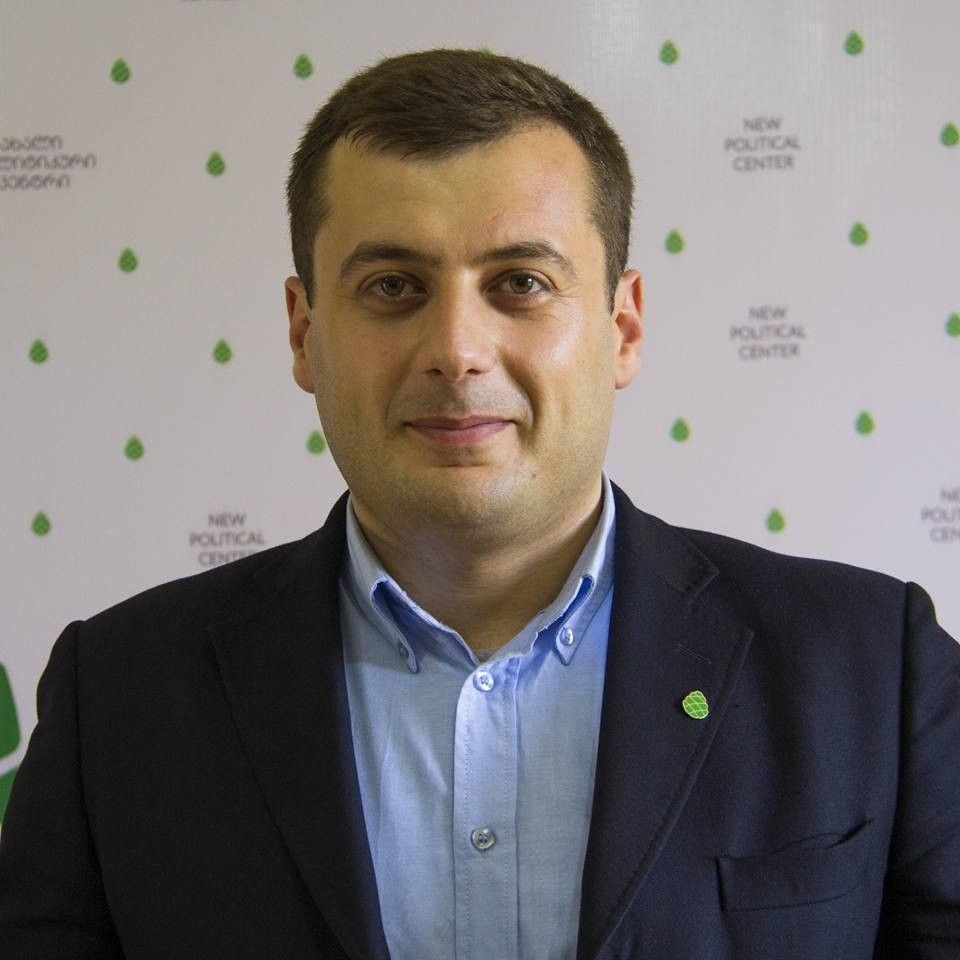„ორ ჰექტარ მიწას გაჩუქებთ სამტრედიაში და მოუარეთ“ -თემურ ცამციშვილი
