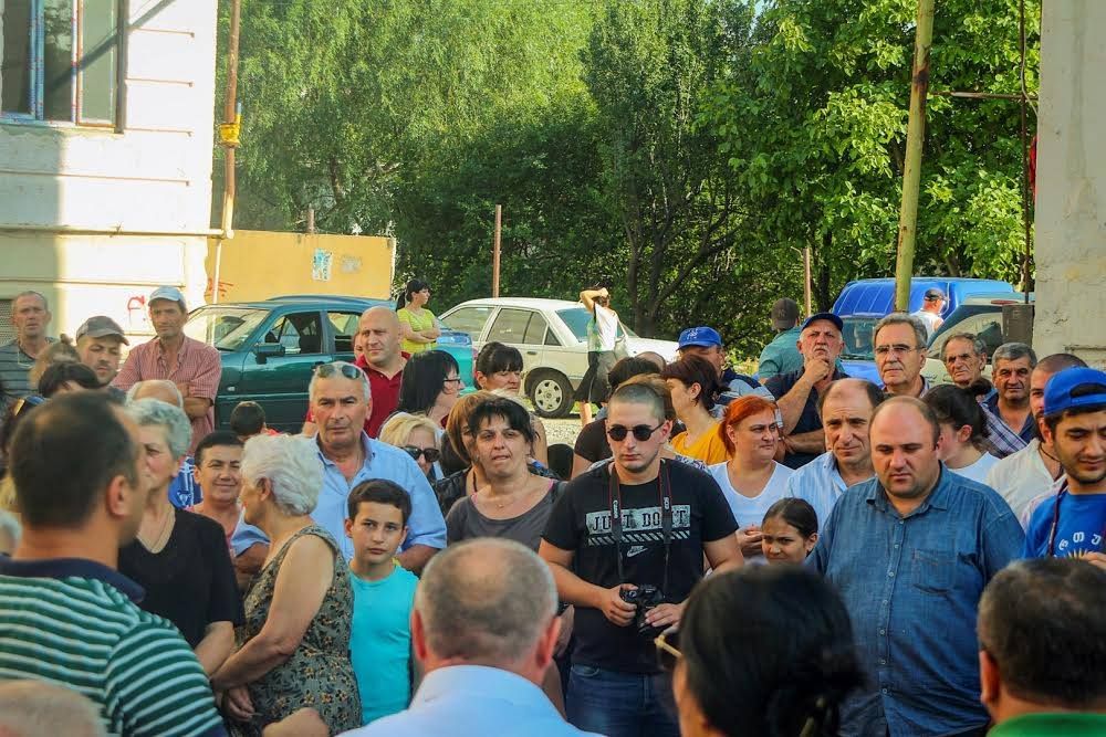 იოსებ მაკრახიძემ მოსახლეობასთან შეხვედრები დაიწყო (R)