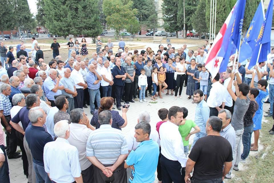 სავალან მირზოევი  შეხვედრებს განაგრძობს(R)