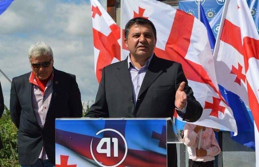 ენზელ მკოიანი წინასაარჩევნო შეხვედრებს აგრძელებს  (R)