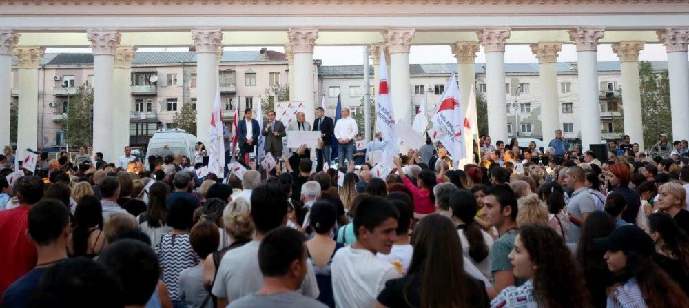 პაატა ბურჭულაძე იმერეთში შეხვედრებს განაგრძობს