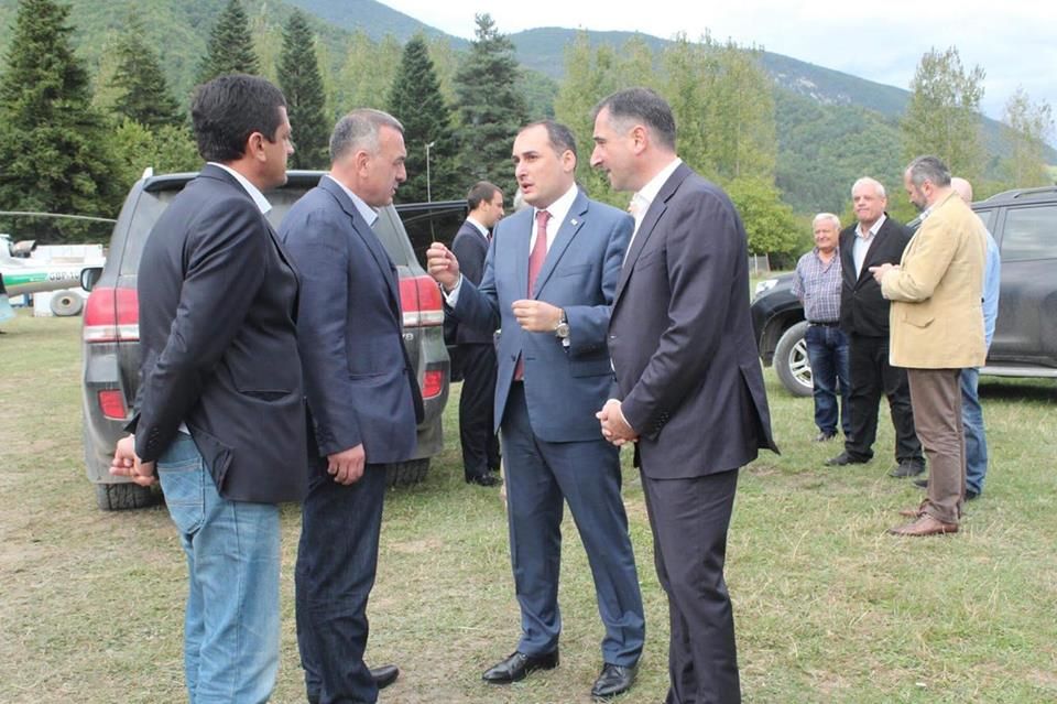 ამბროლაურში აეროდრომის მშენებლობის  პროექტის ღირებულება 6 364 464 ლარს შეადგენს  (R)