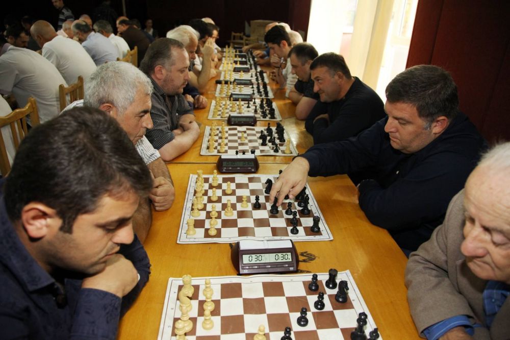 ქუთაისის მერი მოყვარულ მოჭადრაკეთა ტურნირში მონაწილეობს