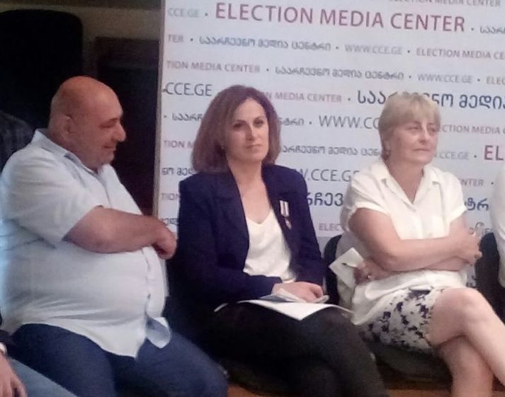 ქუთაისის მაჟორიტარობისთვის ღირსების ორდენოსანი, შშმ ქალბატონი იბრძვის