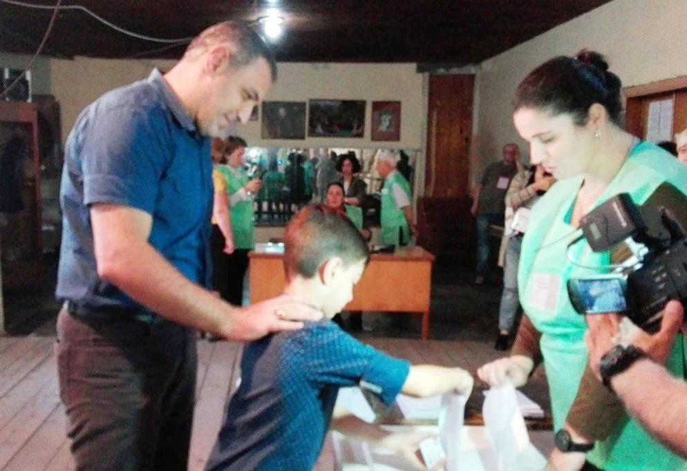 „დღეს ვირჩევთ, ვისი მეშვეობით გვინდა ვმართოთ ქვეყანა”