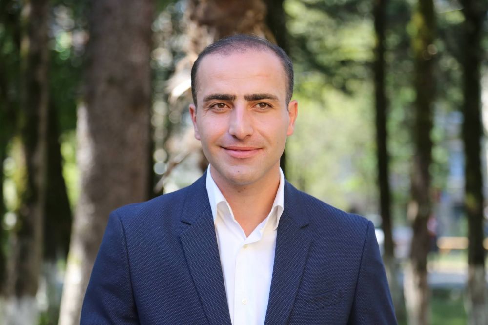 რა ქონებას ფლობს წყალტუბოს მაჟორიტარი დეპუტატი ცოტნე ზურაბიანი?
