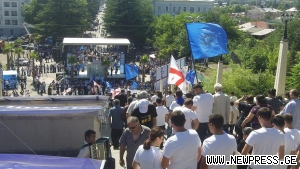 ივანიშვილი უკვე მხარდამჭერებს შეუერთდა