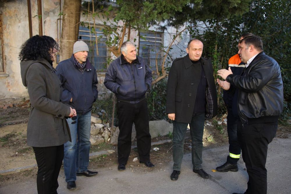 ქუთაისის მერი სტიქიისგან დაზარალებულებს შეხვდა