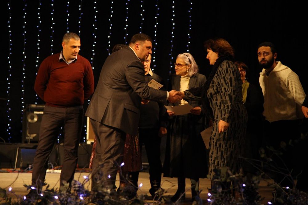 ქუთაისში  წარმატებული პედაგოგები დააჯილდოვეს