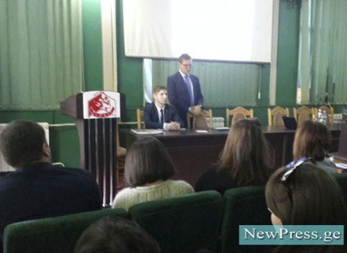 ესტონეთის ელჩი ქუთაისელ სტუდენტებს შეხვდა