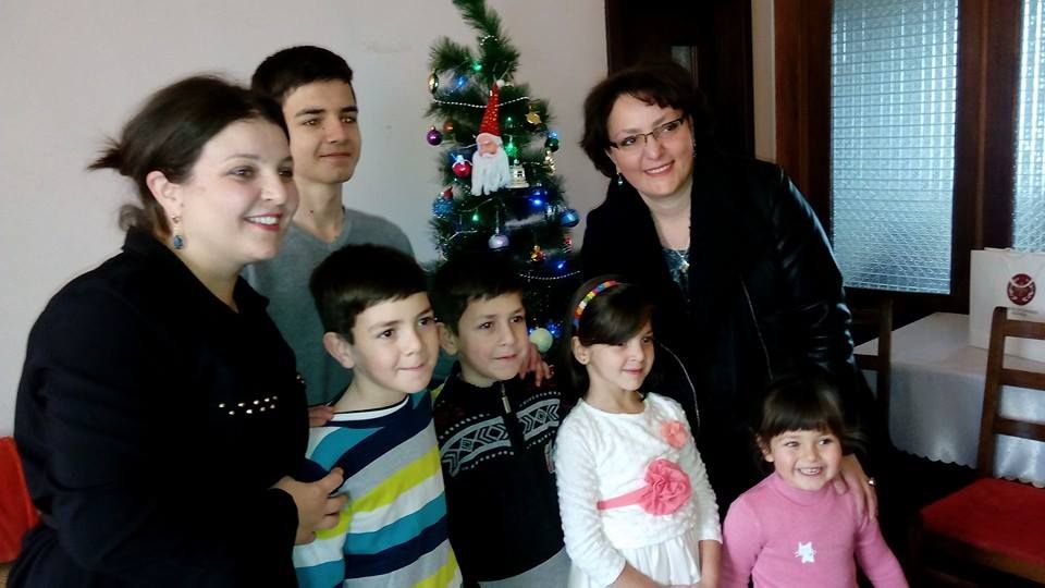 თინა ხიდაშელმა ქუთაისელი სამხედროს  ოჯახს ახალი წელი მიულოცა