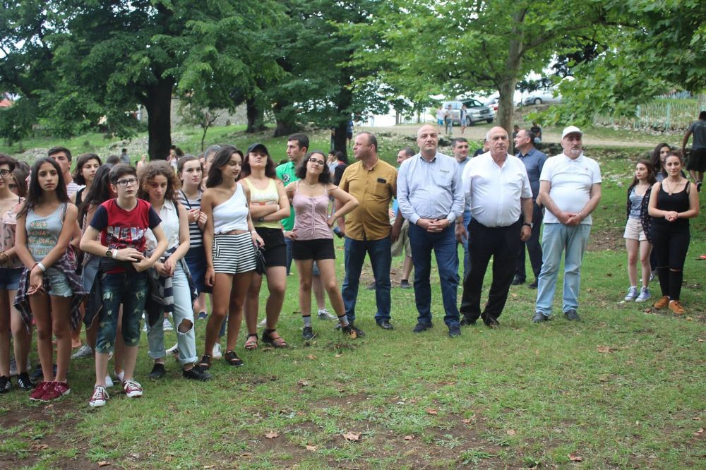 სოფელ გორდში ახალგაზრდული  ბანაკი გაიხსნა