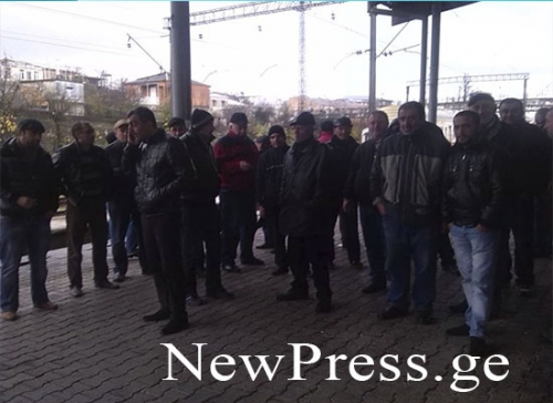 ქუთაისის რკინიგზის თანამშრომლები გაფიცულ კოლეგებს უერთდებიან