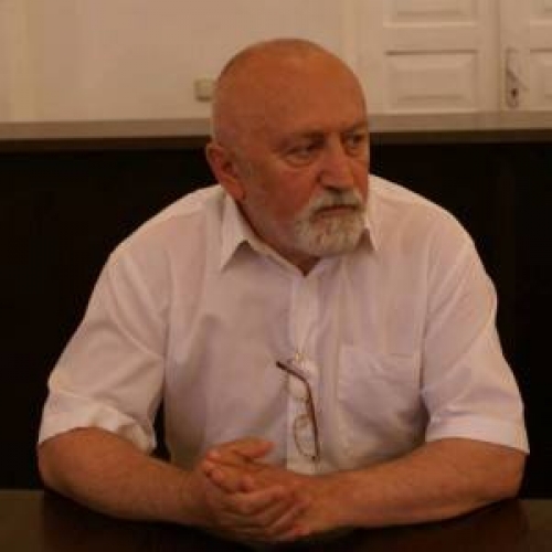 ლევან ღვინჯილია: “ვაცხადებ “ფეისბუკში” ქართული ანბანის გალაღების 12 – კვირეულს!“