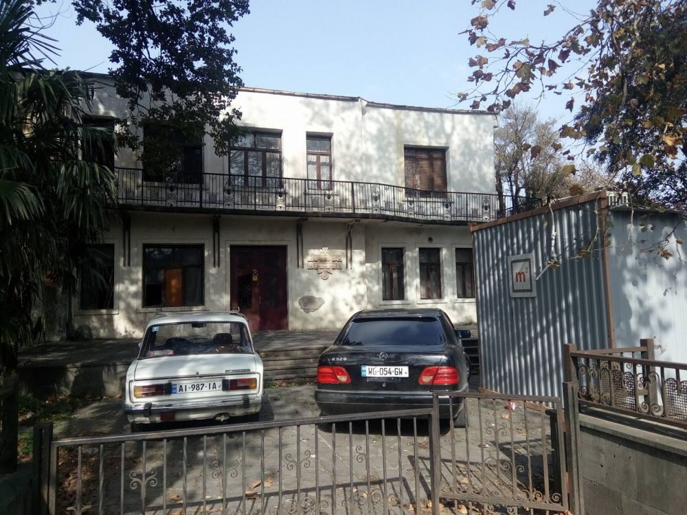 “მწერალთა სახლის” ადგილზე მშენებლობა იწყება?