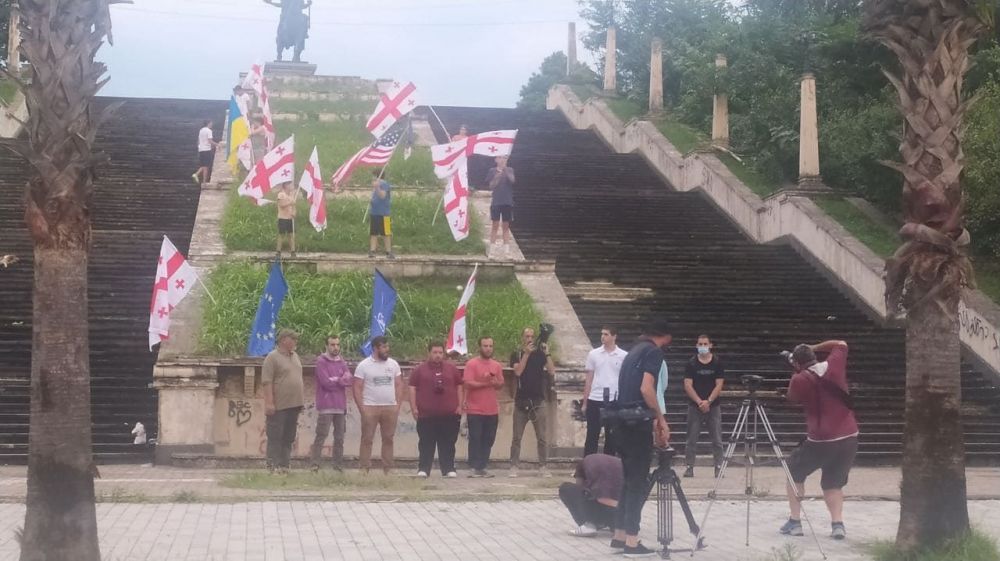 ქუთაისში მოძრაობა “სირცხვილიამ ” აქცია გამართა