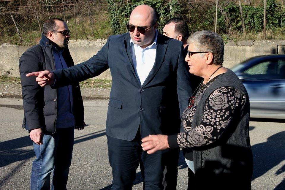 ქუთაისის მერმა სანიაღვრე არხების გაწმენდითი სამუშაოები დაათვალიერა