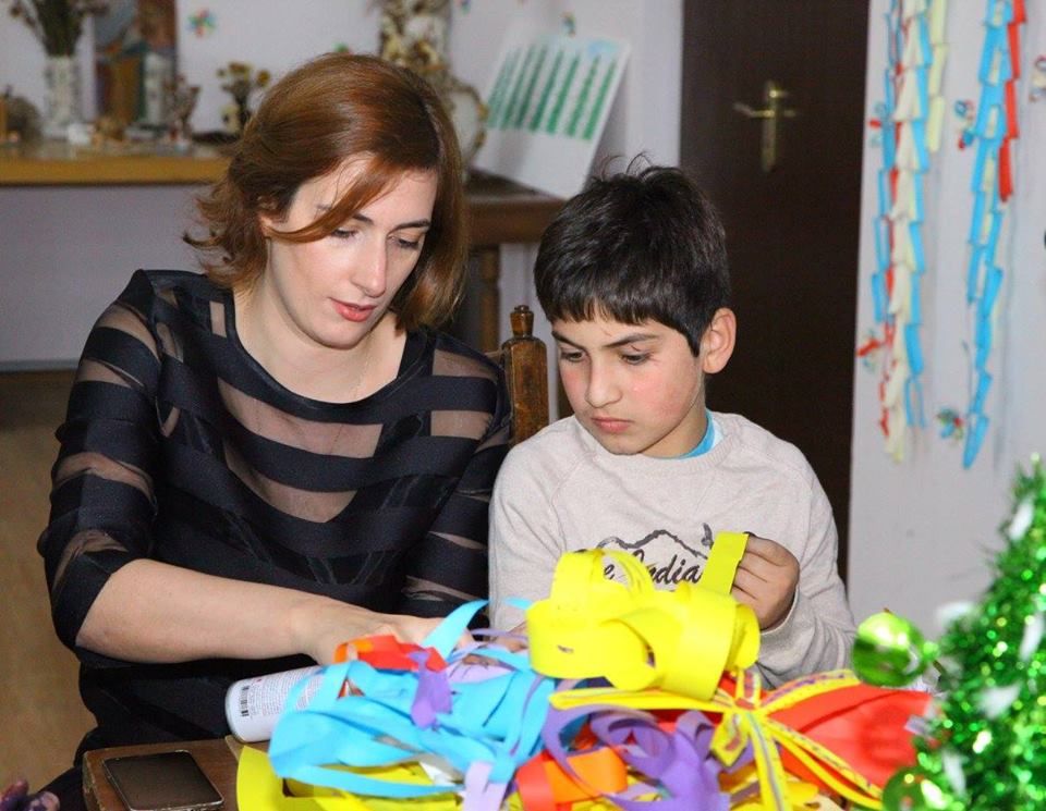 ქუთაისის მერის მოადგილე ახალ წელს “მადლიერების სახლში” ბენეფიციარებთან ერთად შეხვდება