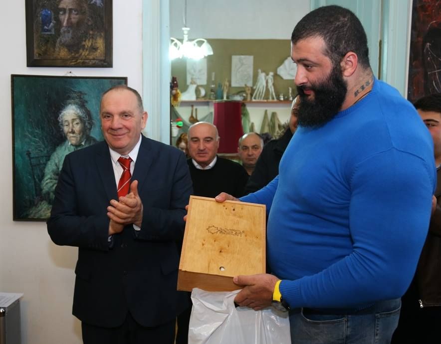 იმერეთის წარმატებული სპორტსმენები დააჯილდოვეს