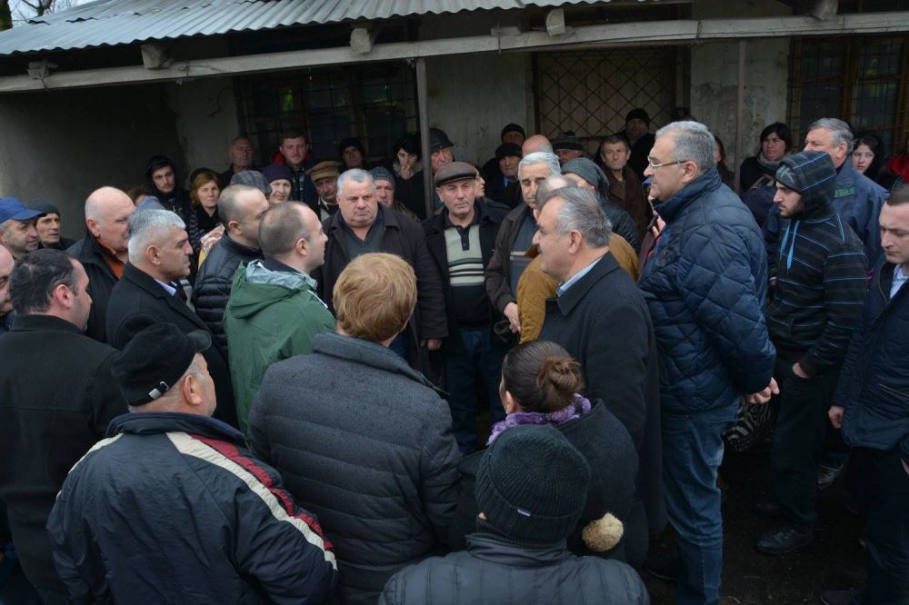 ზესტაფონში, სოფელ როდინაულის 15 კმ-იანი გზის რეაბილიტაცია დასრულდა