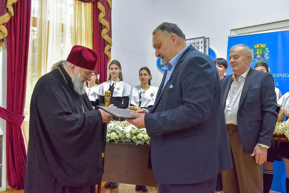 მეუფე იოანე, თემურ შაშიაშვილი – ვინ გახდნენ საპატიო ქუთაისელები?