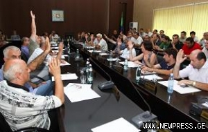 თეატრის მმართველის გადაწყვეტილების შესახებ ქუთაისის საკრებულოში არაფერი იციან