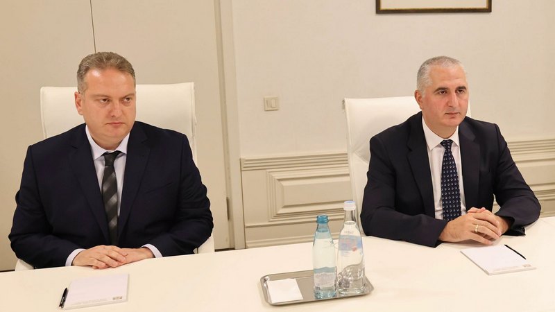 შემოსავლების სამსახურის და საგამოძიებო სამსახურის უფროსები დაინიშნა
