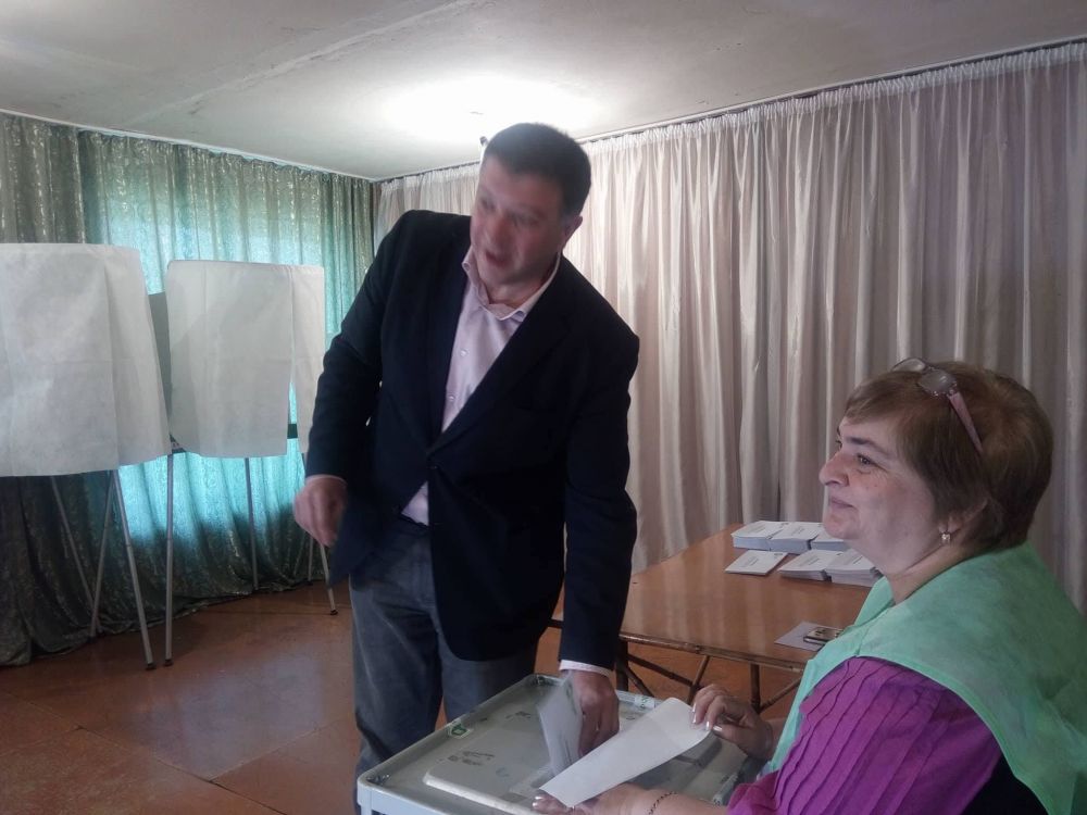 “დღეს ვანელები და ხონელები პირველ წითელ ბარათს მისცემენ “ქართულ ოცნებას”