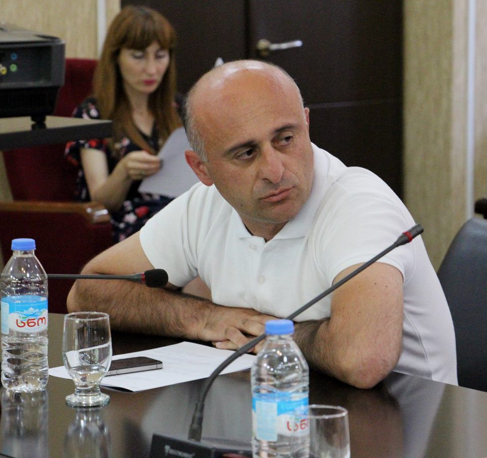 “პრივატიზებით შემოსული თანხა მოსახლეობის პრობლემების მოგვარებას  უნდა მოხმარდეს”