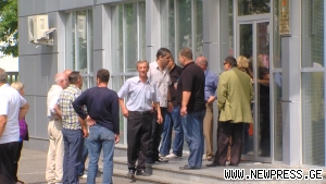 ძალოვნები “მეოცნებე” პოლიციელის წარსულს იძიებენ?