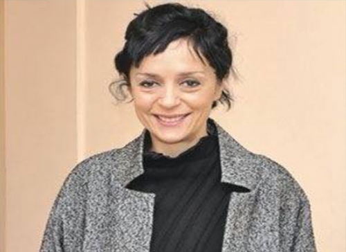 დიპლომატიიდან სახალხო არტისტამდე