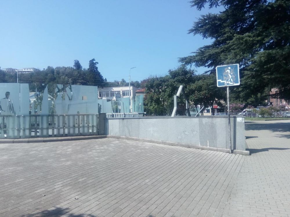 ქუთაისში, ფალიაშვილის ქუჩაზე არსებული მიწისქვეშა გადასასვლელი ღამის საათებშიც იფუნქციონირებს