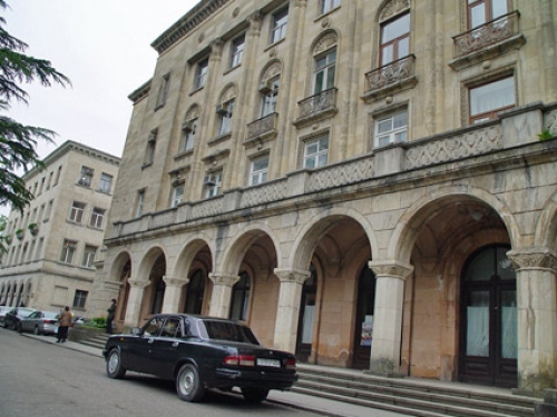 ადგილობრივი ხელისუფლებისადმი ქუთაისელთა პოზიტიური დამოკიდებულება  11%–ით შემცირდა