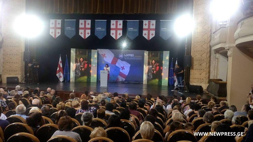 “მე კიდევაც დავბრუნდი და ხვალ კიდევაც პრეზიდენტი ვიქნები” – სალომე ზურაბიშვილი