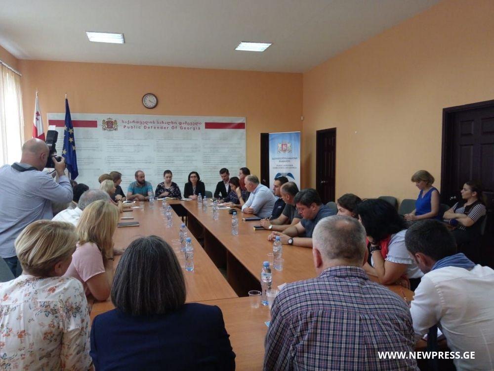 “ონის მუნიციპალიტეტის სოფელ უწერაში რამდენიმე ჰექტარზე ტყე პირწმინდად გაიჩეხა”