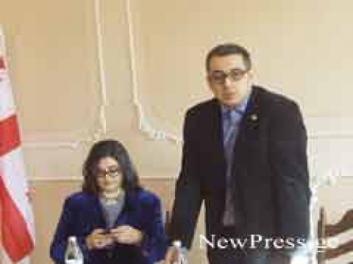 ანდრო ბარნოვი – თუ დღეს არ ავმოქმედდით, ხვალ გაფუჭებულ საქმეზე მოგვიწევს მუშტების ქნევა