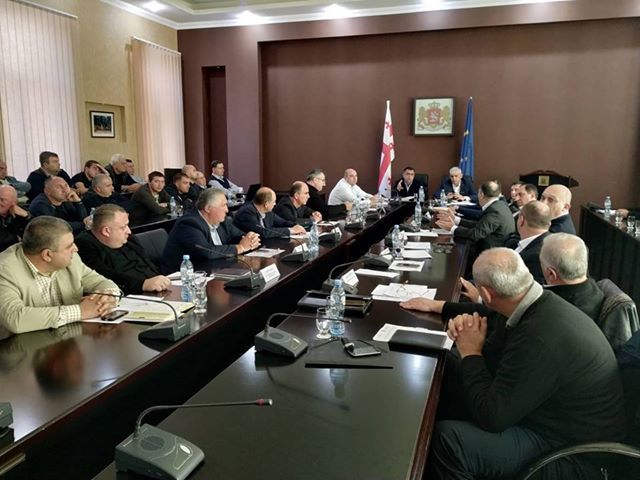 “მერებთან შეხვედრა რაიონებში მიმდინარე პროექტებს ეხებოდა”-შავლეგო ტაბატაძე