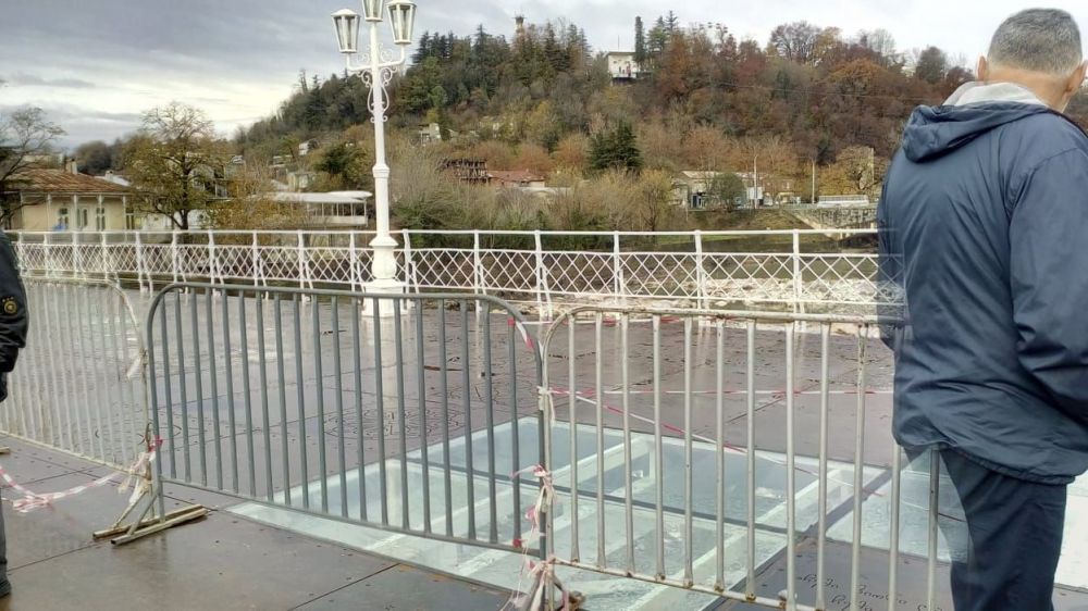 “ბატონო გიორგი, ბავშვებზე ხელის შეწმენდა თქვენი ახალი მიდგომა და ტენდენციაა?”