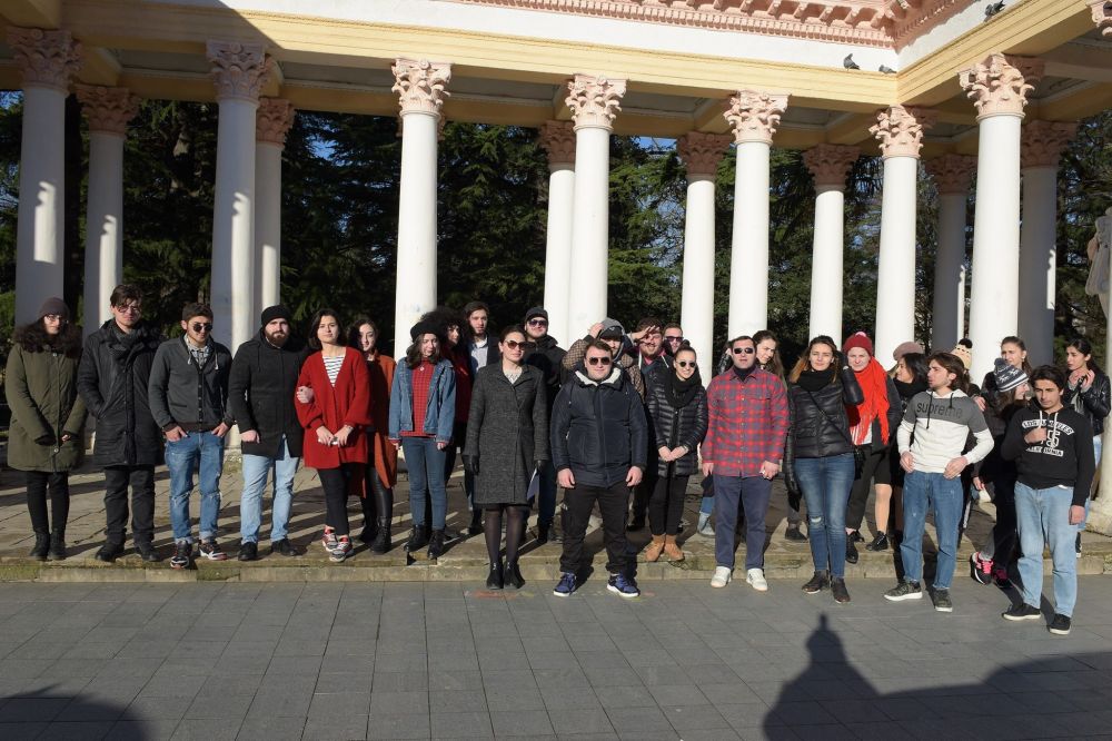,,ახალგაზრდა ლიდერთა ზამთრის სკოლის’’ პირველი ნაკადი ანაკლიაში გაემგზავრა [R]