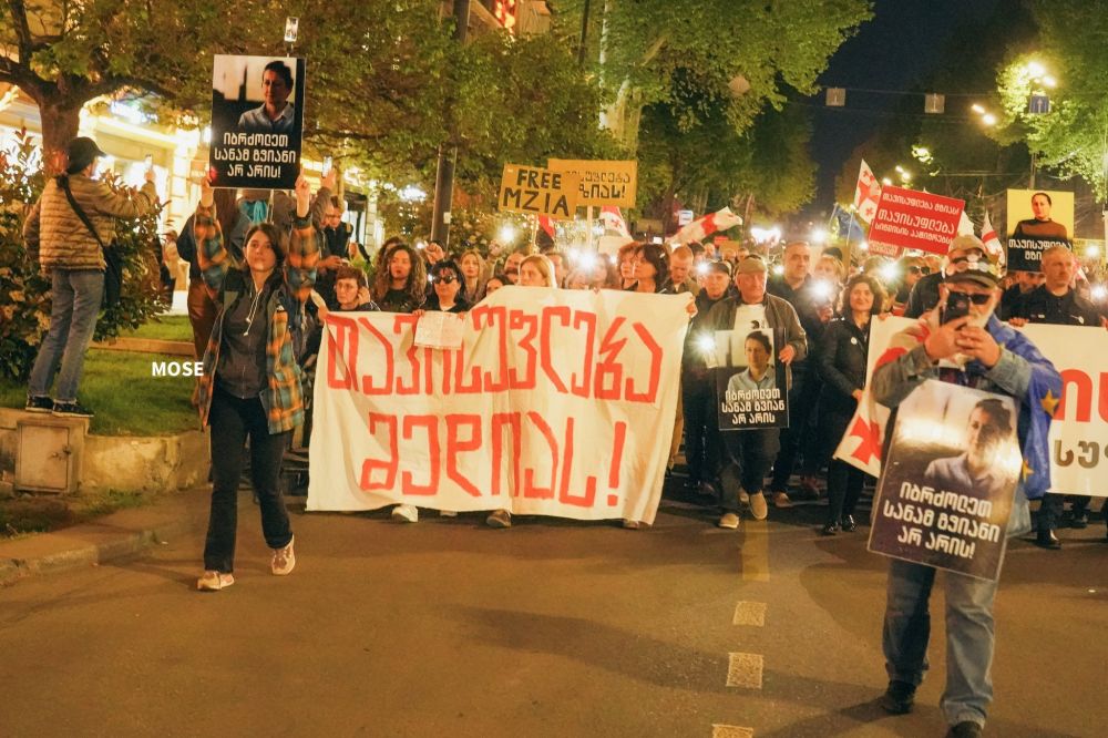 ქუთაისში რეაბილიტირებული სკოლები განათლების მინისტრმა დაათვალიერა